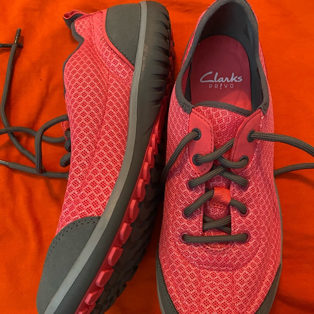Clarks shoes 6 1/2 NEW NO TAGS